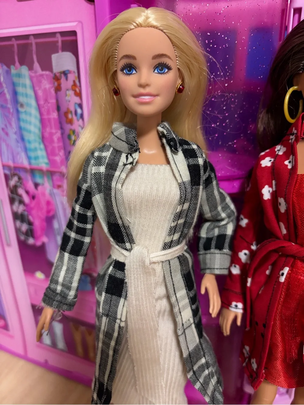 Barbie four dolls